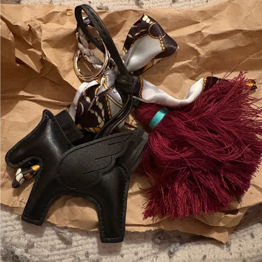 Black pony, Twilly and. Pom Pom bag charms. Keychain‎
